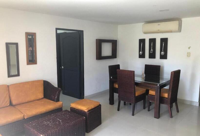 Aparta Hotel Roca Marina