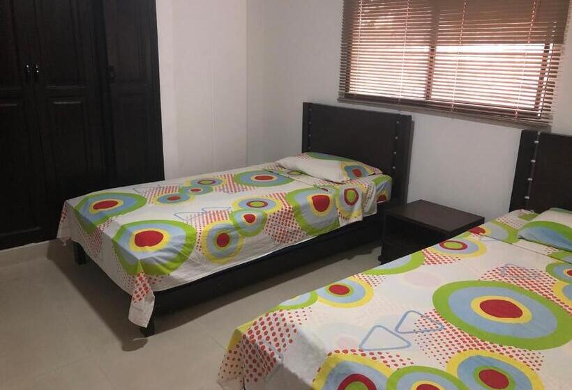 Aparta Hotel Roca Marina