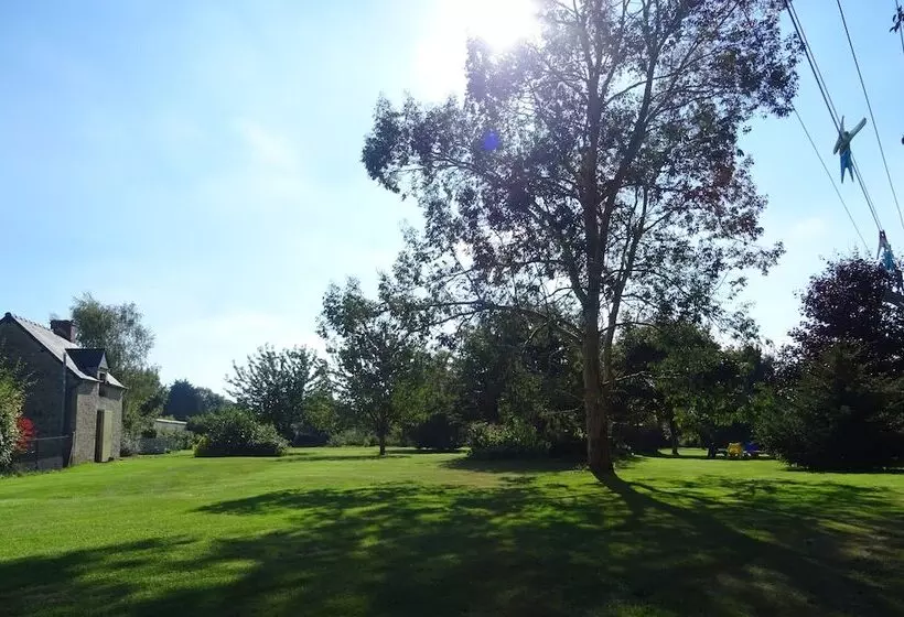 Aamiaismajoitus (B&B) La Ferme Aux Chats