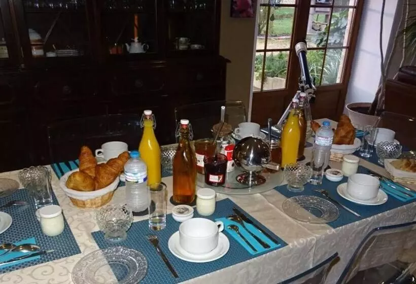 Aamiaismajoitus (B&B) La Ferme Aux Chats