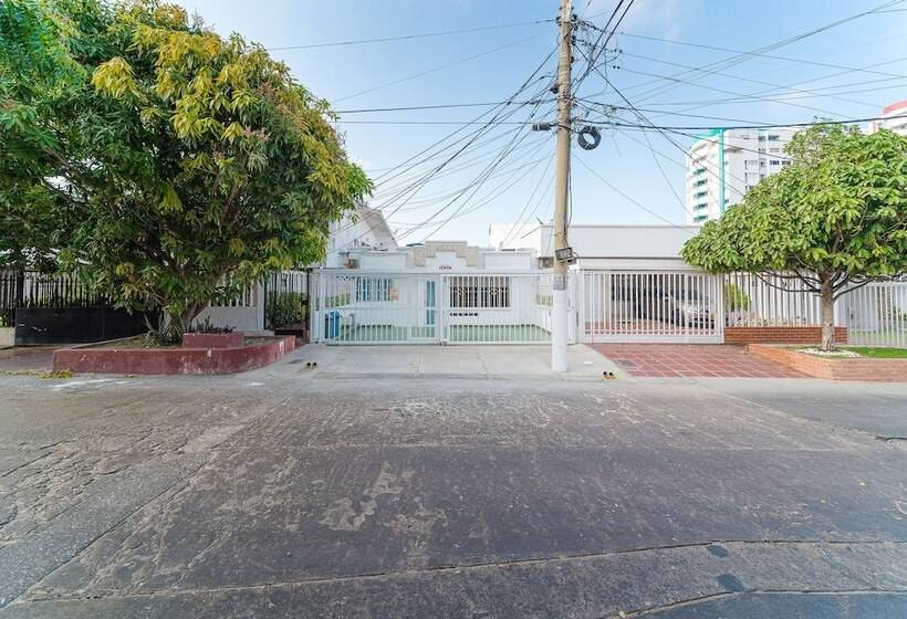 هتل Ayenda Casa Paraiso 1327