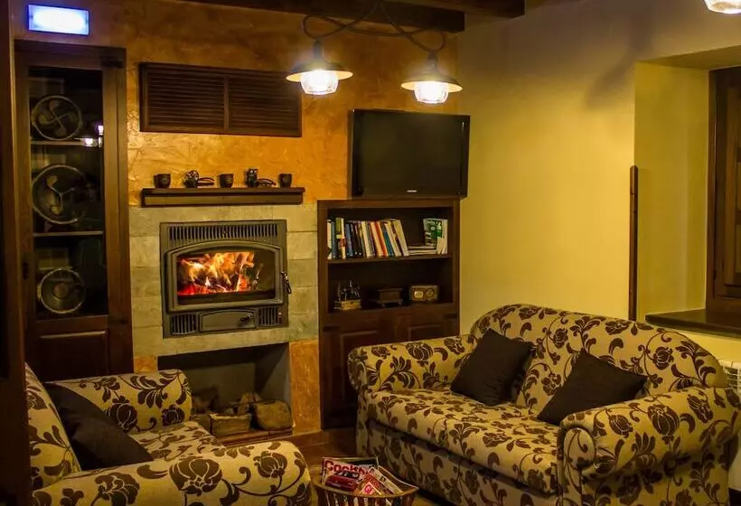 هتل El Nido De Olvido