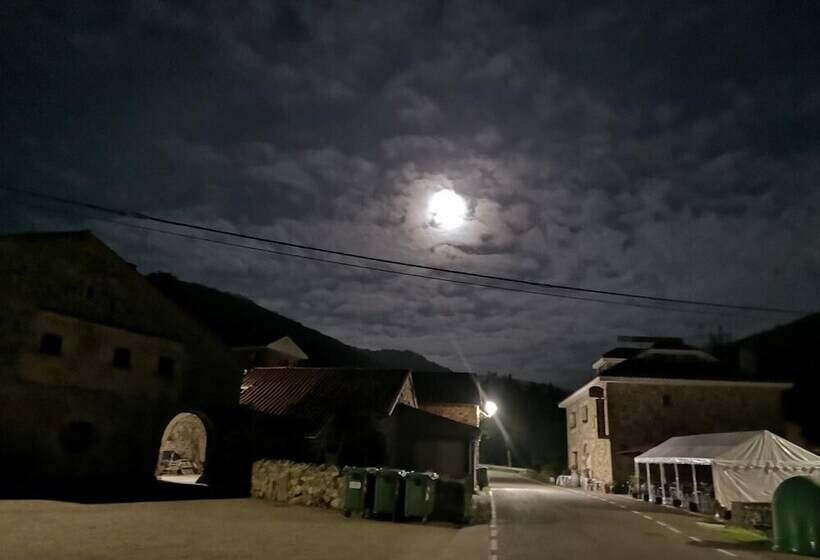 Отель Posada Rural Peñasagra