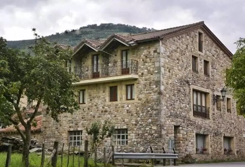 ホテル Posada Rural Peñasagra