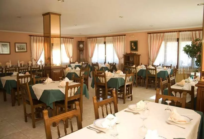 Hotelli Posada Rural Peñasagra