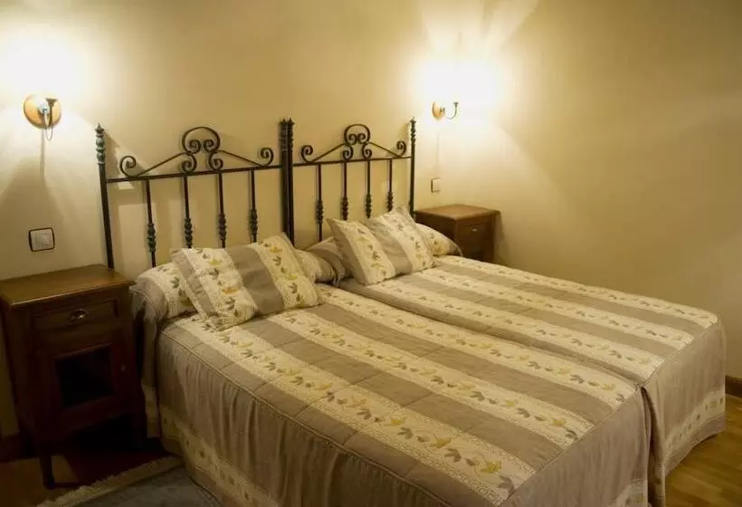 Hotelli Posada Rural Peñasagra