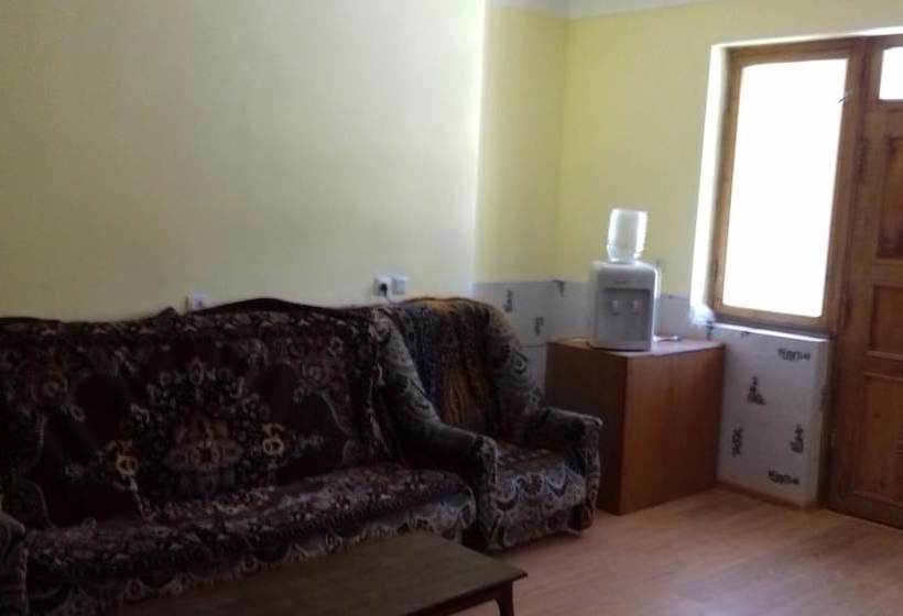 Отель Qarandzav