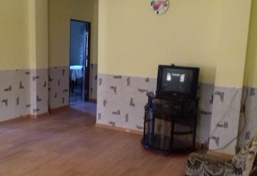 Отель Qarandzav