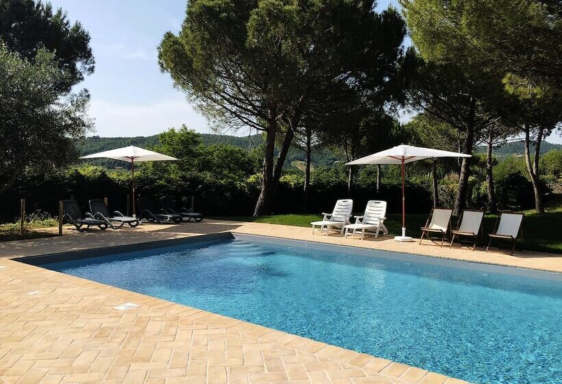 교외 호텔 Agriturismo Sotto Il Colle