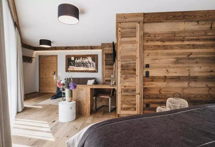 ホテル Vaya Sölden