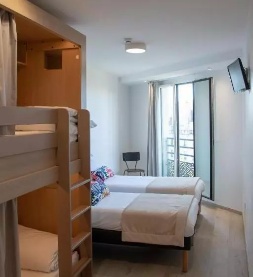 هاستل The People Paris Bercy