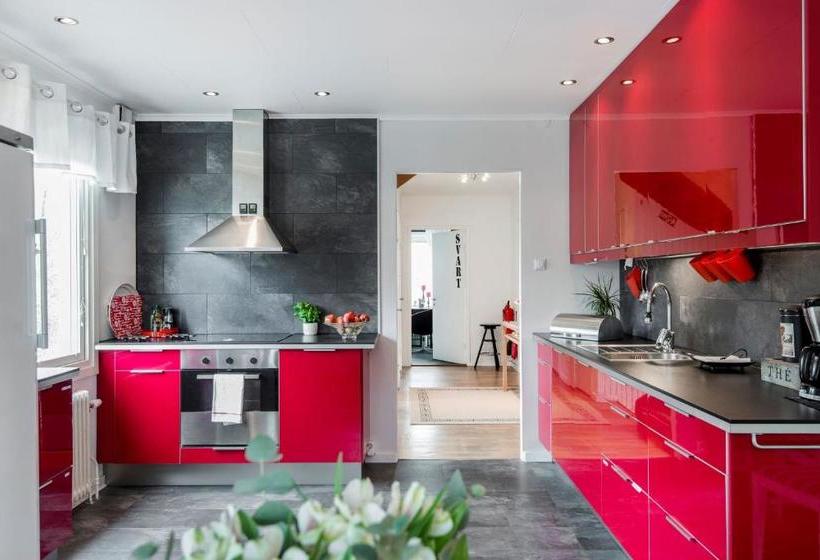 تختخواب و صبحانه Landvetter Bnb