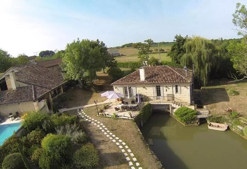 Aamiaismajoitus (B&B) Moulin Notre Dame
