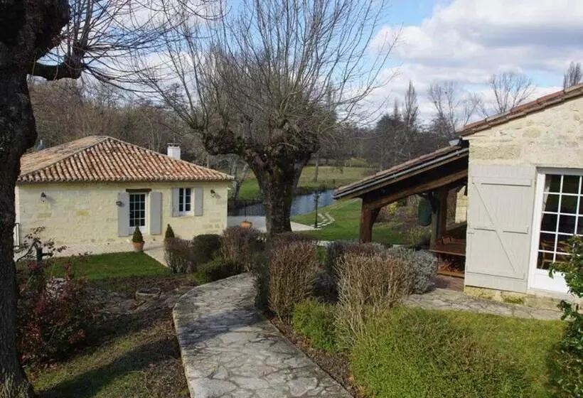 Aamiaismajoitus (B&B) Moulin Notre Dame