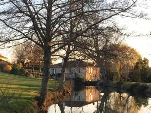 Aamiaismajoitus (B&B) Moulin Notre Dame