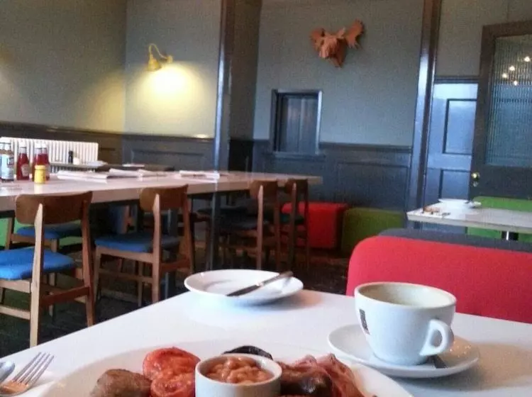 تختخواب و صبحانه The Townhouse