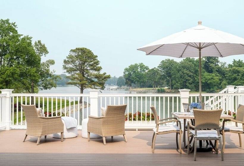 ベッドアンドブレックファースト The Oaks Waterfront