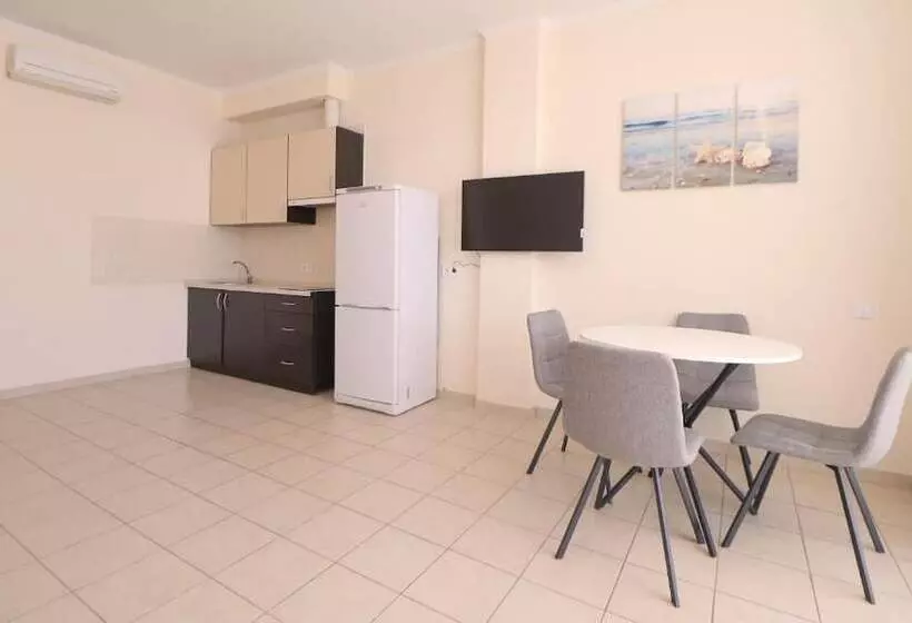 Black Sea Golden Bugaz Apartments