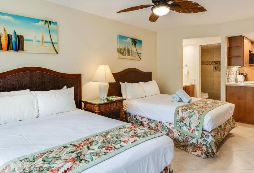 Castle At Maui Banyan