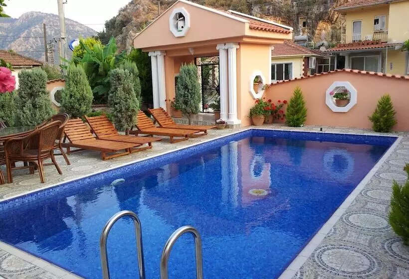 Dalyan Palace