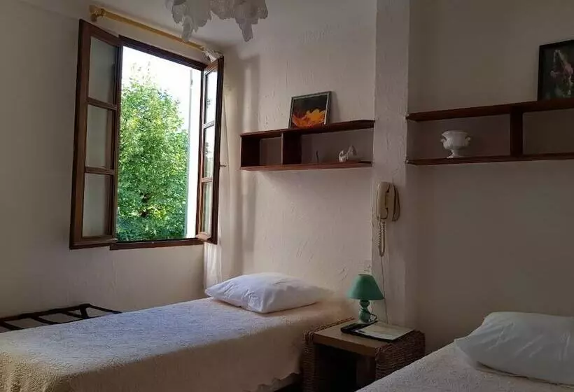 Hotelli Auberge Du Point Sublime