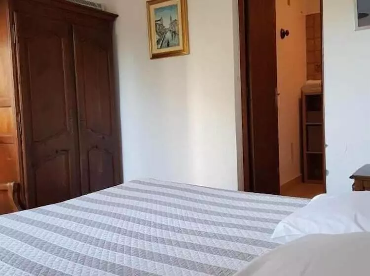 Hotelli Auberge Du Point Sublime