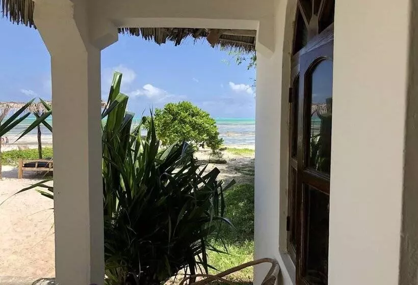 ホテル Blue Earth Beach Bungalow