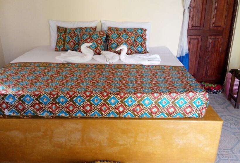 בית מלון כפרי Blue Earth Beach Bungalow