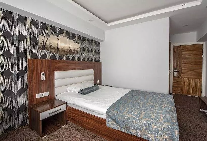 Madi Otel Izmir