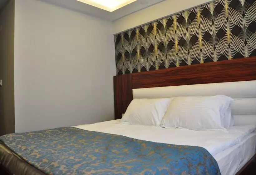 Madi Otel Izmir
