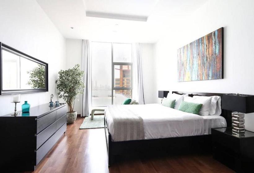 Frank Porter  Tiara Palm