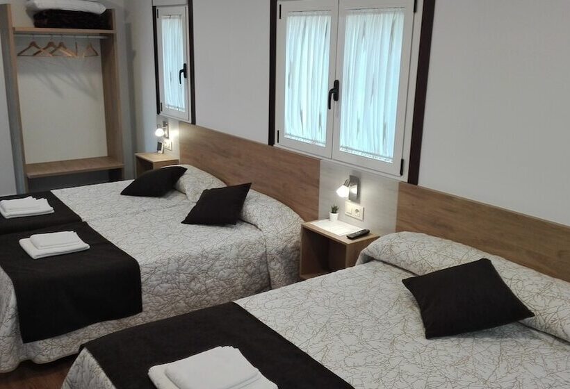 Albergue Boente Hostel