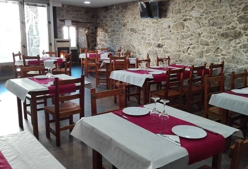 Albergue Boente Hostel