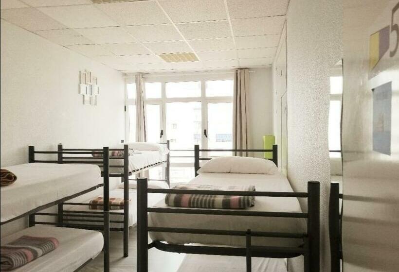 Albergue Club Náutico De águilas