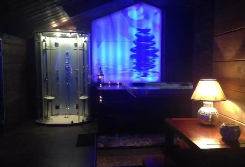 هاستل Hostal Piteus
