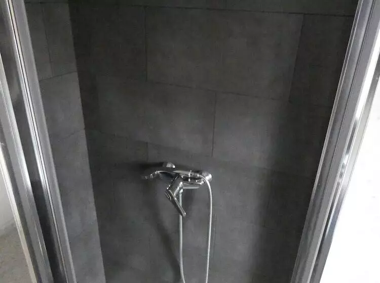 Albergue Noja Aventura   Hostel