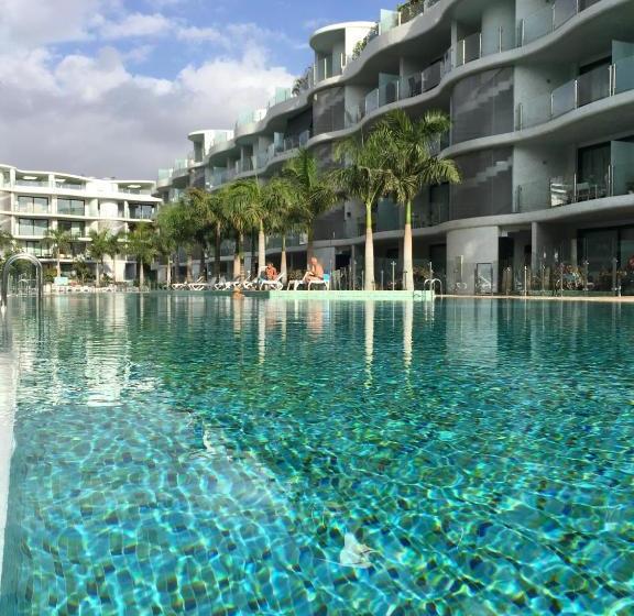 Aqua Luxury Suites Los Cristianos