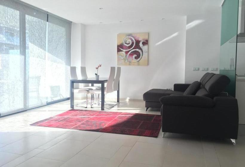 Aqua Luxury Suites Los Cristianos