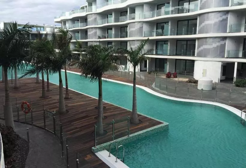 Aqua Luxury Suites Los Cristianos