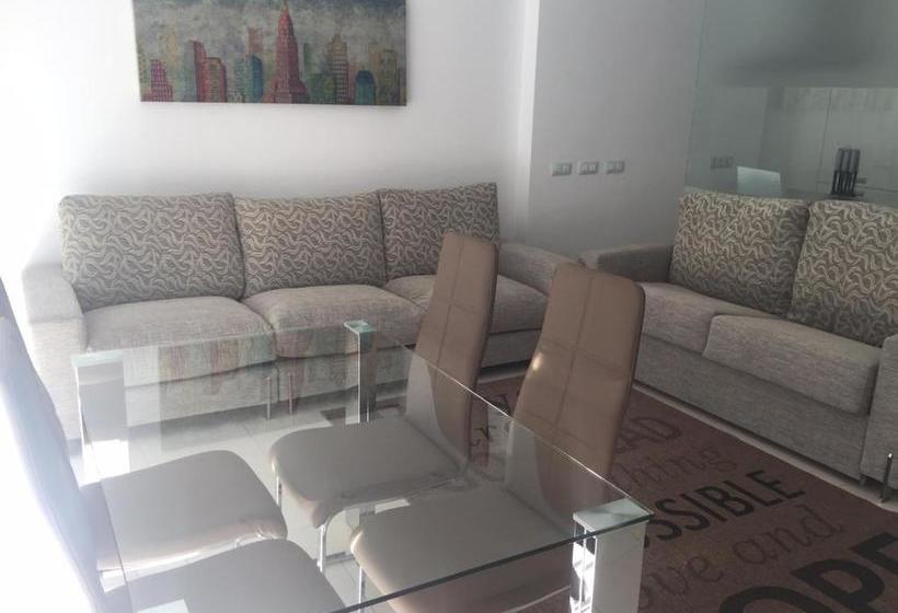 Aqua Luxury Suites Los Cristianos