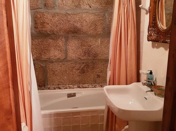 مبيت وإفطار Pazo De Turbisquedo