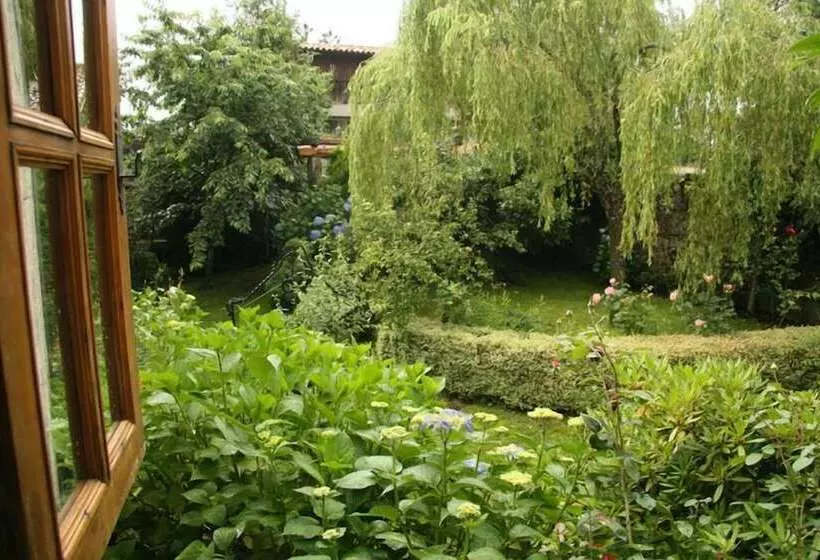 Aamiaismajoitus (B&B) Pazo De Turbisquedo