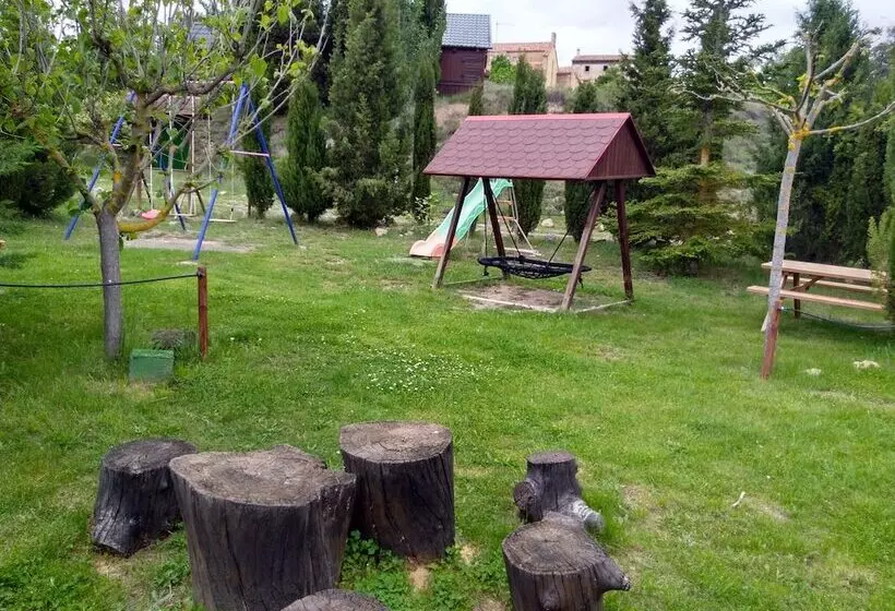 Cabañas De San Bartolome