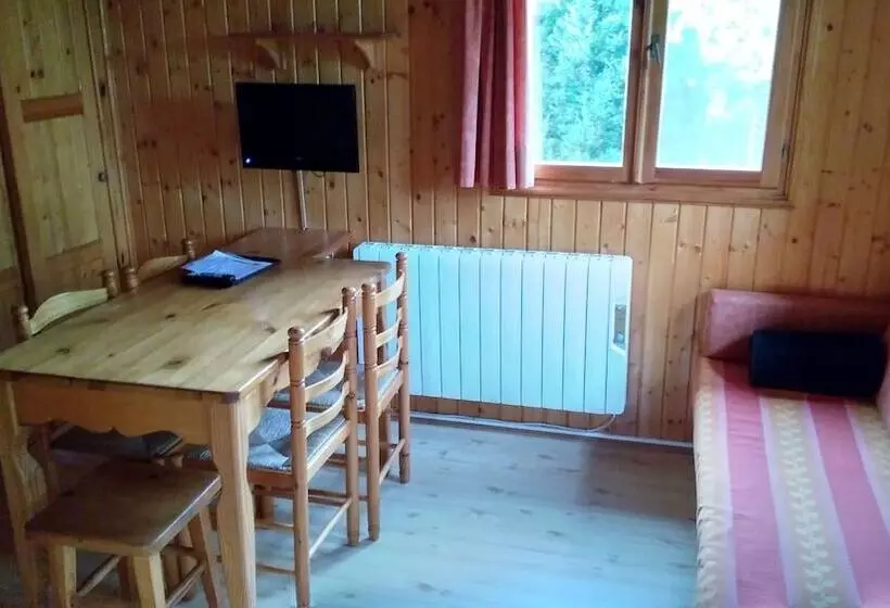 Cabañas De San Bartolome