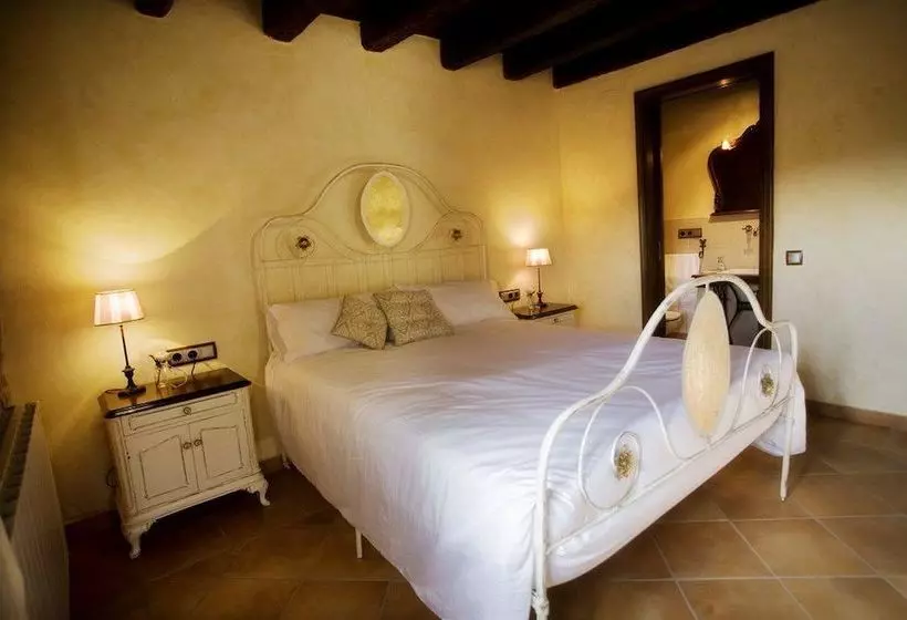 Casa Rural L`avellana