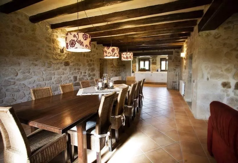 Casa Rural L`avellana