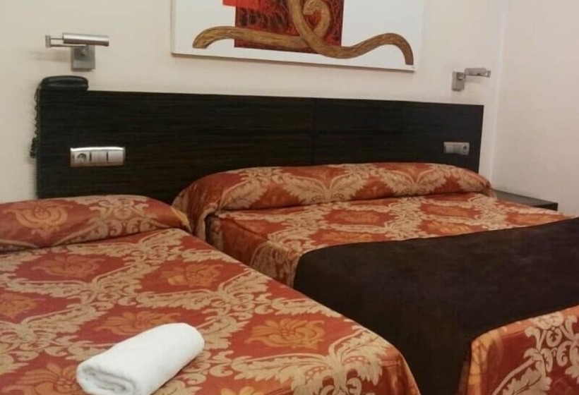 Hospedium Hotel Los Periquitos