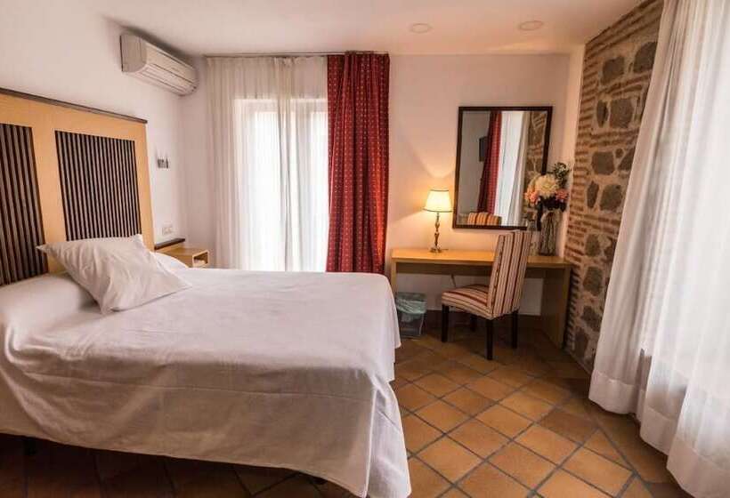 فندق فئة نجمة واحدة Antika Snoga