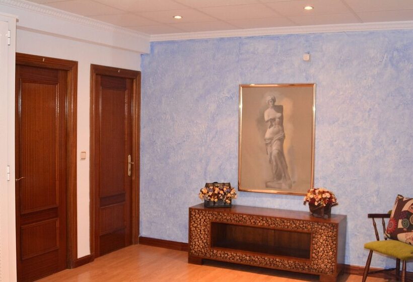 Hostal Gastrobar Carmelo