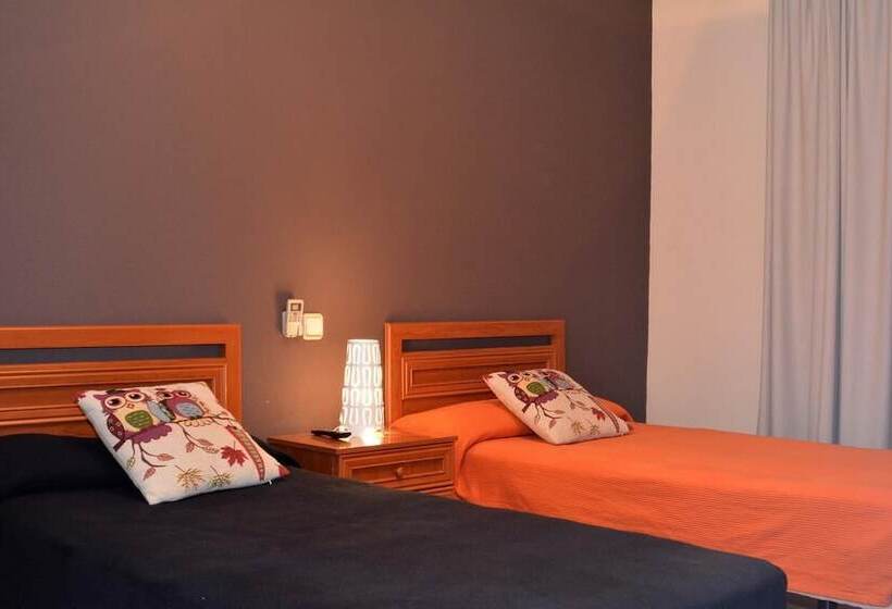 Hostal Gastrobar Carmelo